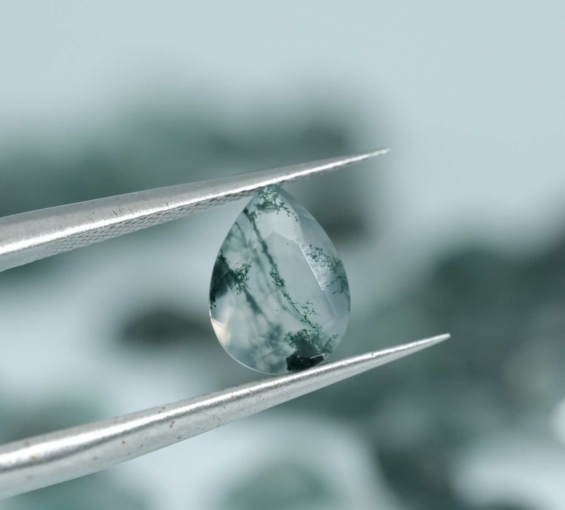 What Is a Cabochon Gemstone? A Designer’s Complete Guide to Oval, Round & Fancy Shapes